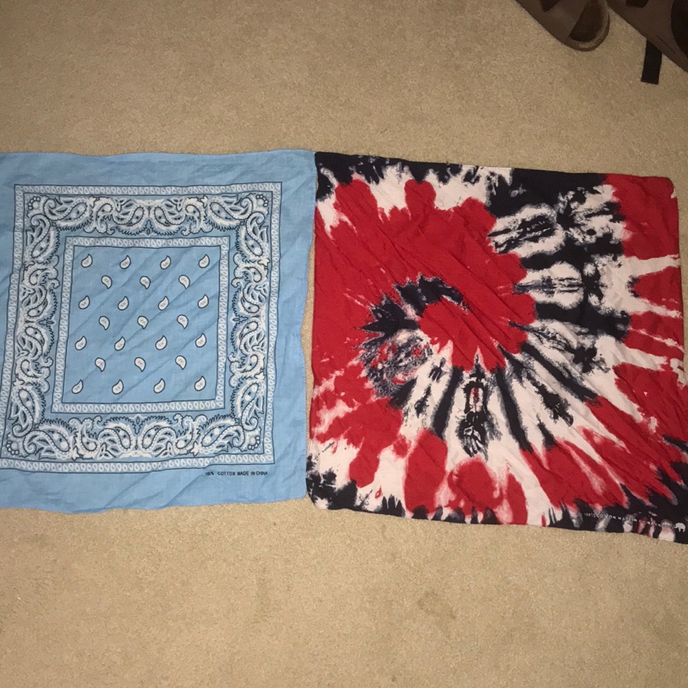 Blue Bandana on Left